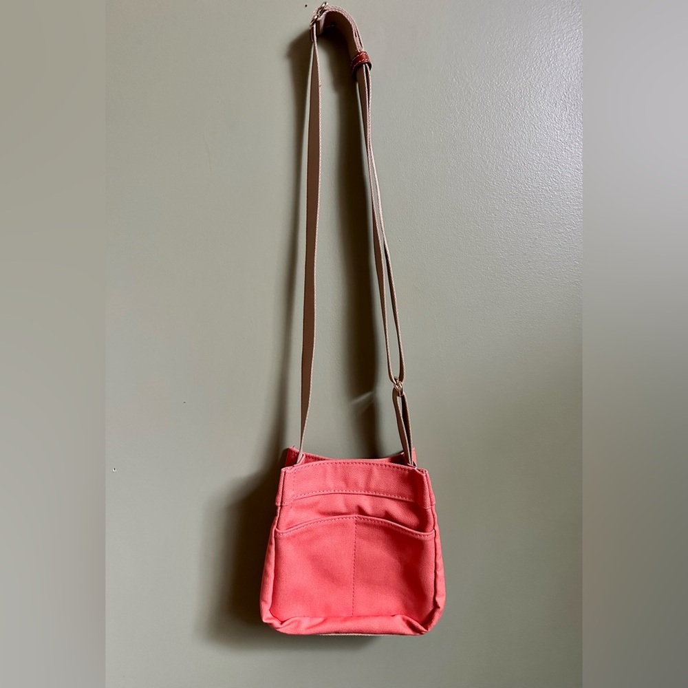 Dooney & Bourke Canvas Crossbody in Terracotta with Tan Strap Size 20 Mini - Picture 3 of 8